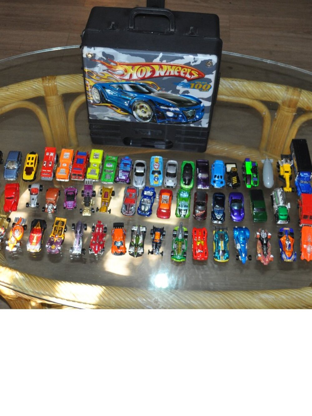 Vintage Hotwheels box 54 Car Lot with hard Case Collectible cars